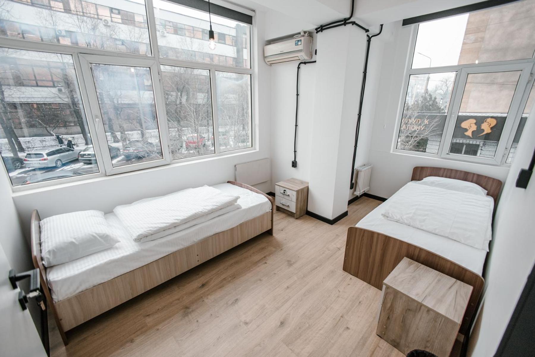 68 Hostel 比什凯克 外观 照片